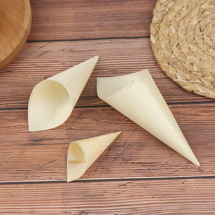 50pcs Cones Candy Boxes Disposable Wood Appetizer Cones Biodegradable Cone Veneer Roll Packaging Container Candy Cup